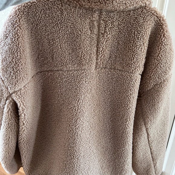 Abercrombie & Fitch Sherpa Fleece Full Zip Jacket. Teddy bear. Oversized. Cozy. - Picture 6 of 15